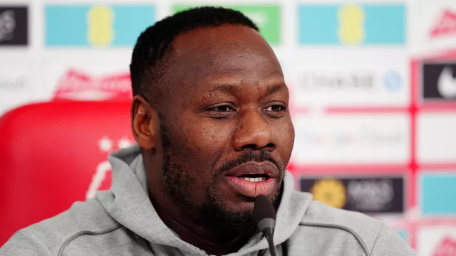 Foot : «Dans le football, il n’y a pas de secret», déclare Pape Thiaw après la victoire historique du Sénégal face aux Anglais Foot : «Dans le football, il n’y a pas de secret», déclare Pape Thiaw après la victoire historique du Sénégal face aux Anglais