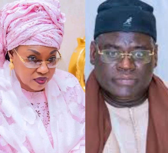 Serigne Bass Khadim Awa Ba et l'ex ministre Ndèye Sali Dieng rendent visite à Mansour Faye, Farba Ngom et Cie Serigne Bass Khadim Awa Ba et l'ex ministre Ndèye Sali Dieng rendent visite à Mansour Faye, Farba Ngom et Cie