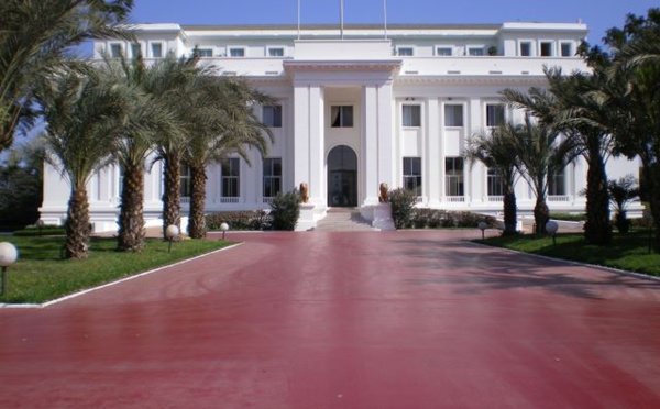 COMMUNIQUE DU CONSEIL DES MINISTRES DU 10 FÉVRIER 2016 COMMUNIQUE DU CONSEIL DES MINISTRES DU 10 FÉVRIER 2016