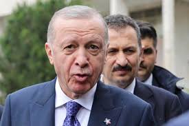 Recep Tayyip Erdogan met en garde contre le risque d'une "guerre dévastatrice" Recep Tayyip Erdogan met en garde contre le risque d'une "guerre dévastatrice"