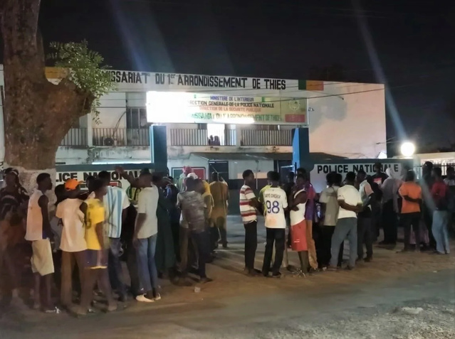 Fuite d’épreuves : 30 élèves dont 11 filles déférés au Parquet de Thiès Fuite d’épreuves : 30 élèves dont 11 filles déférés au Parquet de Thiès