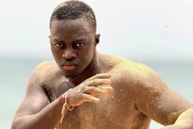 Lutte : Fils de tigre perd son premier combat Lutte : Fils de tigre perd son premier combat