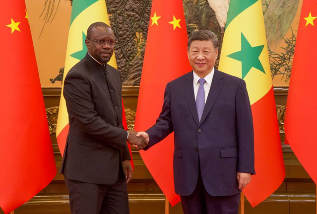 Ousmane SONKO reçu par le Président chinois Xi Jinping Ousmane SONKO reçu par le Président chinois Xi Jinping