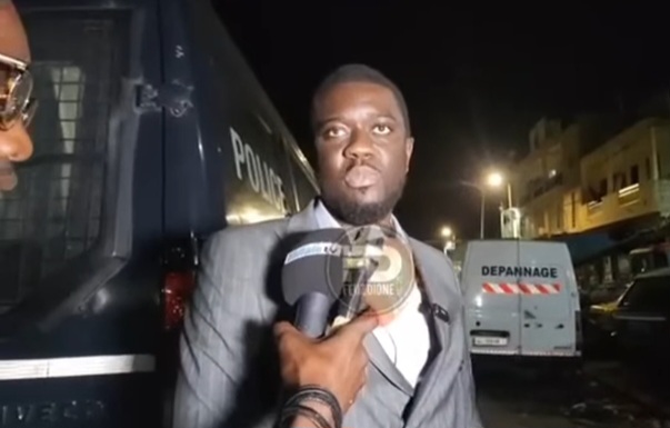 Affrontements à Cambérène- Voici Cherif Ousseynou Laye, le médiateur "Patriote" qui a apaisé les tensions ! Affrontements à Cambérène- Voici Cherif Ousseynou Laye, le médiateur "Patriote" qui a apaisé les tensions !