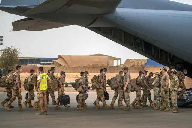 Sénégal : la France rétrocède la base militaire de Rufisque