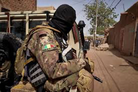 Mali: les jihadistes du Jnim mènent sept attaques simultanées, à Kayes, Nioro et Niono, notamment