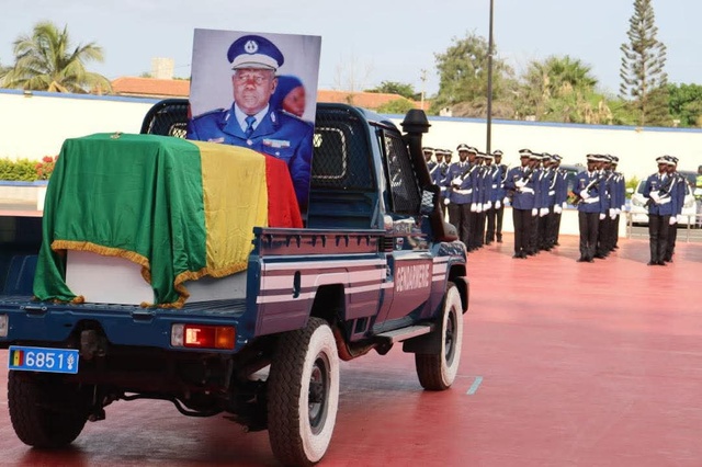Cérémonie de levée de corps de feu  Colonel Émile MANGA: la Gendarmerie nationale rend un dernier hommage à un officier émérite