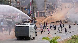 Kenya : au moins 11 morts dans des manifestations contre le pouvoir Kenya : au moins 11 morts dans des manifestations contre le pouvoir