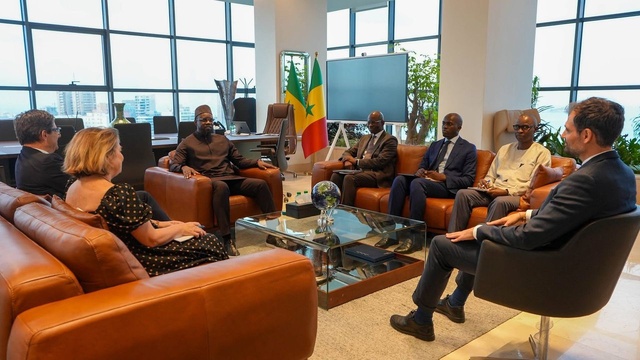 Le DG de la Banque Publique d’Investissement (BPI) de France reçu par le Pm . Le DG de la Banque Publique d’Investissement (BPI) de France reçu par le Pm .