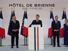 France: Emmanuel Macron annonce que le budget des armées sera doublé dès 2027 France: Emmanuel Macron annonce que le budget des armées sera doublé dès 2027