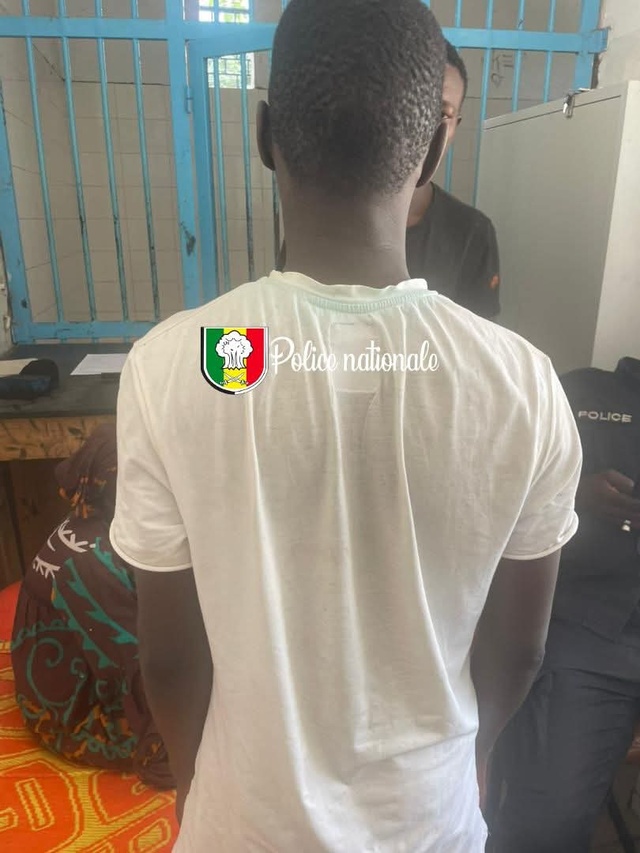 UCAD- La police du POINT E démasque le voleur d'ordinateurs des étudiants UCAD- La police du POINT E démasque le voleur d'ordinateurs des étudiants