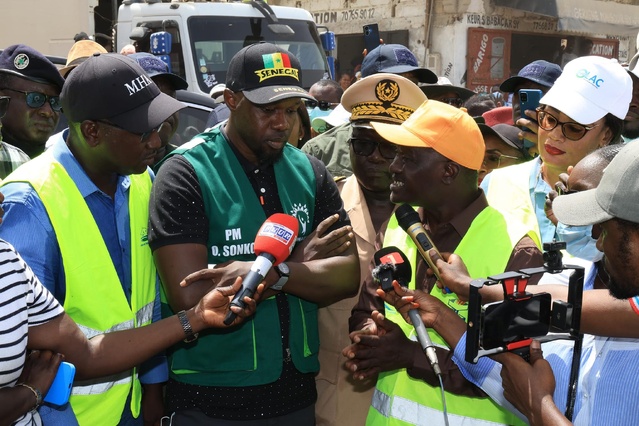 Journée de l’arbre : l’ère du gatsa gasta est révolu, « plantons aujourd’hui pour récolter demain » (Ousmane SONKO) Journée de l’arbre : l’ère du gatsa gasta est révolu, « plantons aujourd’hui pour récolter demain » (Ousmane SONKO)