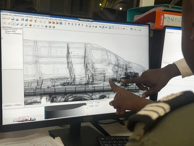 Saisie de 643 paquets de cocaïne à la cité "Noflaye" Saisie de 643 paquets de cocaïne à la cité "Noflaye"