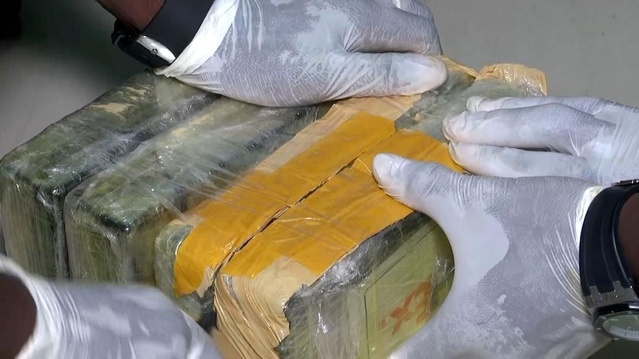 Saisie de 643 paquets de cocaïne à la cité "Noflaye" Saisie de 643 paquets de cocaïne à la cité "Noflaye"