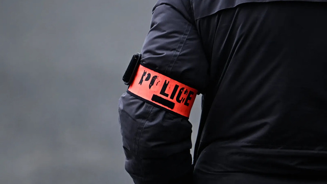 UN MALIEN S'ACCUSE DU MEURTRE À COUPS DE MARTEAU D'UN COMPATRIOTE DANS UN FOYER DE MONTREUIL UN MALIEN S'ACCUSE DU MEURTRE À COUPS DE MARTEAU D'UN COMPATRIOTE DANS UN FOYER DE MONTREUIL