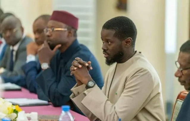 Déclaration de patrimoine : la dispense présidentielle qui choque Déclaration de patrimoine : la dispense présidentielle qui choque