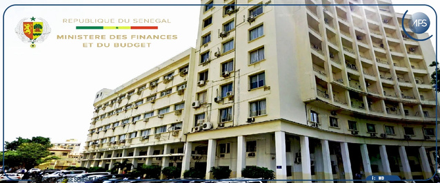 Exécution du budget de l’État : les ressources mobilisées s’élèvent à 4474,1 milliards de francs CFA au deuxième trimestre Exécution du budget de l’État : les ressources mobilisées s’élèvent à 4474,1 milliards de francs CFA au deuxième trimestre