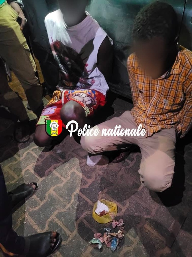 Trafic de crack à Ngor- Deux individus tombent ! Trafic de crack à Ngor- Deux individus tombent !