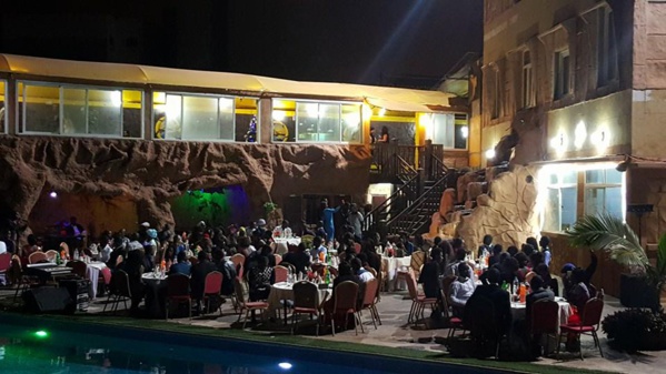 Les graves dénonciations d'un employé du "Gondolier Virage": "Nous sommes traités comme des esclaves (...) Nous n'avons pas droit au paiement des heures supplémentaires   (...)" Les graves dénonciations d'un employé du "Gondolier Virage": "Nous sommes traités comme des esclaves (...) Nous n'avons pas droit au paiement des heures supplémentaires   (...)"