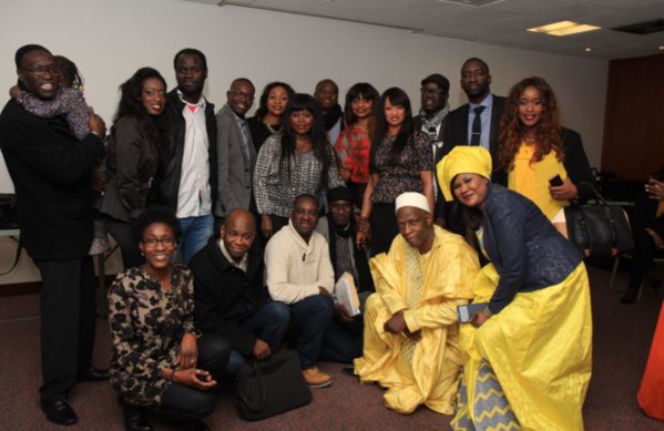 COMMUNIQUÉ DE PRESSE APR/Grenoble COMMUNIQUÉ DE PRESSE APR/Grenoble