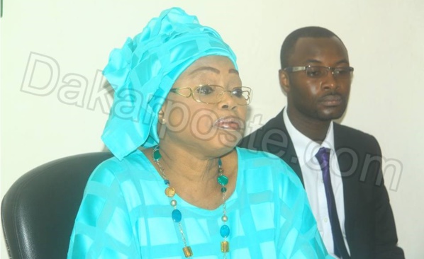 Référendum : la Présidente des femmes de l’APR lance une application pour promouvoir les réalisations du président Référendum : la Présidente des femmes de l’APR lance une application pour promouvoir les réalisations du président