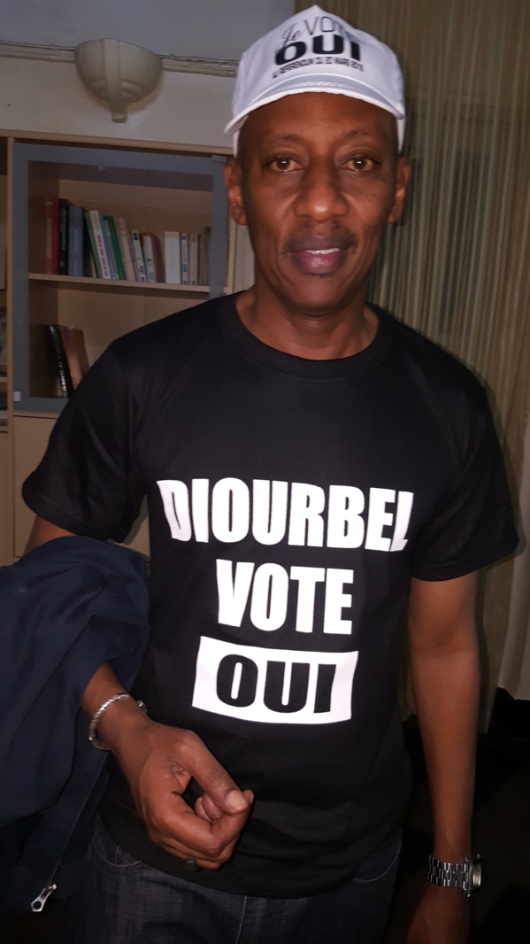 Elhaj Dia vote "Oui" Elhaj Dia vote "Oui"