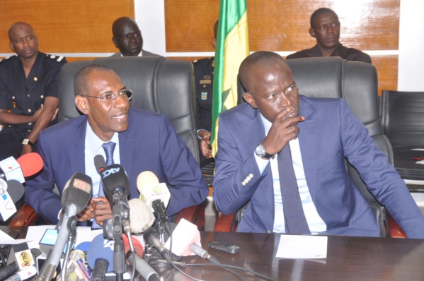  Publication des résultats du référendum : Le pas de trop vers l’Extérieur du ministre de l’Intérieur Publication des résultats du référendum : Le pas de trop vers l’Extérieur du ministre de l’Intérieur