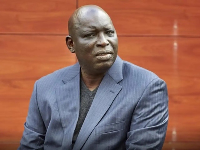 Ce que mijote Madiambal Diagne pour obtenir l'asile en France Ce que mijote Madiambal Diagne pour obtenir l'asile en France