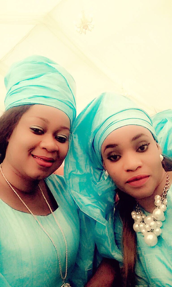 Cette dame, "Mbacké-Mbacké", est la plus fidèle souteneuse de Karim Wade à Touba Cette dame, "Mbacké-Mbacké", est la plus fidèle souteneuse de Karim Wade à Touba