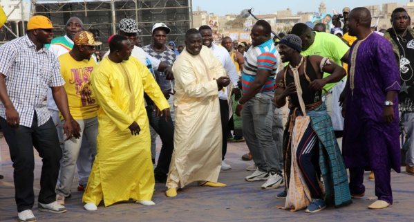 Images de la pose de la première pierre de l'arène nationale de lutte Sénégalaise