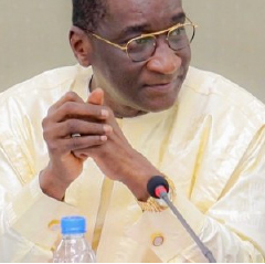 Suite et pas fin audition sur le fond au Pôle  Judiciaire Financier -  Convoqué ce vendredi, Racine Sy signalé à l’étranger !