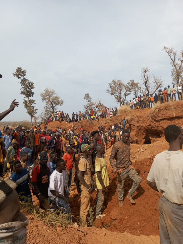 DRAME À KÉDOUGOU-  SIX ORPAILLEURS MEURENT DANS UN ÉBOULEMENT À KHARAKHÉNA