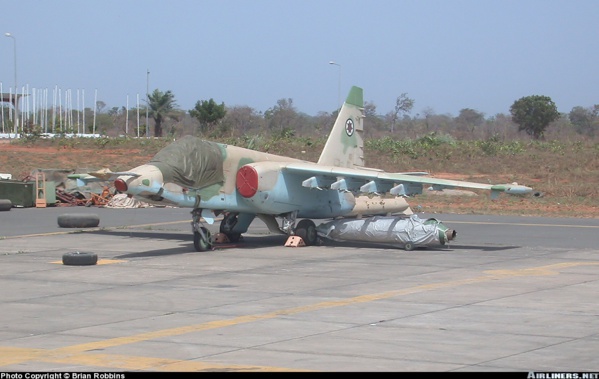 Gambie : Branle bas de combat ou signes de fin de règne?...La femme du Pr Jammeh quitte nuitamment la Gambie pour le...Maroc... (EXCLUSIF DAKARPOSTE) Gambie : Branle bas de combat ou signes de fin de règne?...La femme du Pr Jammeh quitte nuitamment la Gambie pour le...Maroc... (EXCLUSIF DAKARPOSTE)