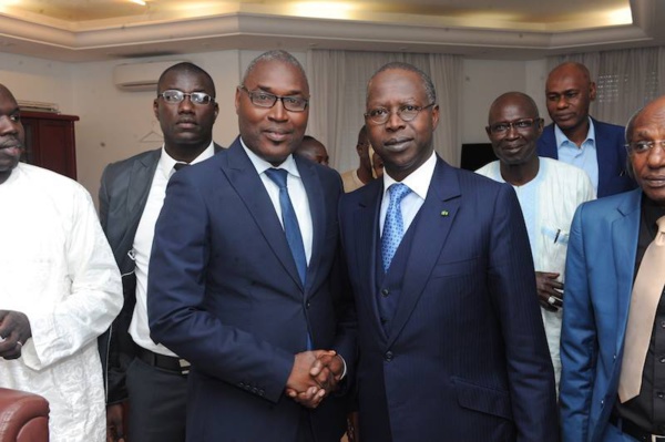 Le bureau national du réseau des enseignants de l'APR reçu par le PM Le bureau national du réseau des enseignants de l'APR reçu par le PM