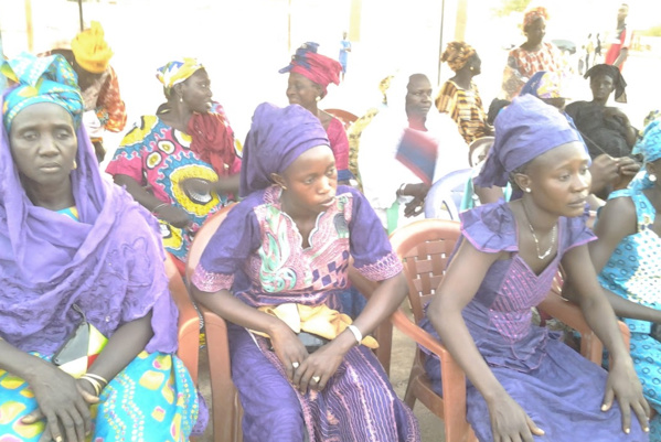 Un lot de 7 moulins à mil offerts  aux femmes de la commune de Fass Thiékène : Alioune Badara Ly  sur les traces de ses promesses…électorales Un lot de 7 moulins à mil offerts  aux femmes de la commune de Fass Thiékène : Alioune Badara Ly  sur les traces de ses promesses…électorales