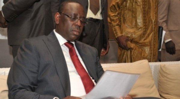 Révision : Macky Sall promulgue la nouvelle Constitution Révision : Macky Sall promulgue la nouvelle Constitution