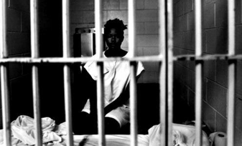 Cravatée au Cap Manuel, une jeune fille voulait introduire du chanvre pour un déténu... Cravatée au Cap Manuel, une jeune fille voulait introduire du chanvre pour un déténu...