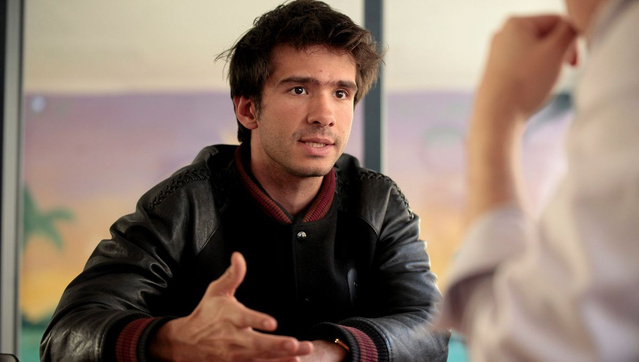 Juan BRANCO attaque Macky SALL suite à sa réception à l’Élysée Juan BRANCO attaque Macky SALL suite à sa réception à l’Élysée