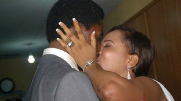 Incroyable, mais vrai! Après avoir engrossé sa propre mère, il veut... l’épouser Incroyable, mais vrai! Après avoir engrossé sa propre mère, il veut... l’épouser