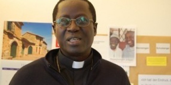 Monseigneur BENJAMIN NDIAYE (Archevêque  de  DAKAR): "Si le dialogue, c’est  pour des besoins et ou intérêts individuels,  ce n’est pas du dialogue mais du moussenté' Monseigneur BENJAMIN NDIAYE (Archevêque  de  DAKAR): "Si le dialogue, c’est  pour des besoins et ou intérêts individuels,  ce n’est pas du dialogue mais du moussenté'
