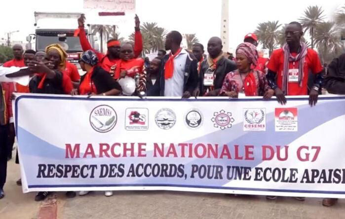 Le G7 dévoile un nouveau plan d’actions et menace de paralyser l’école