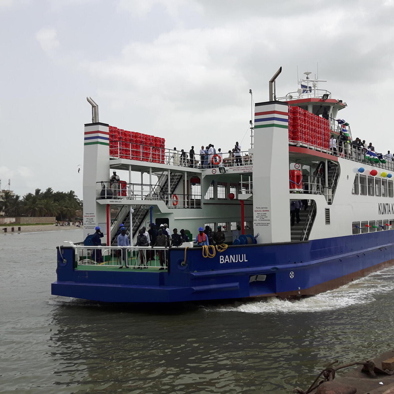 Gambie : Un nouveau ferry écologique inauguré par le président pour faciliter la traversée entre Banjul et Barra