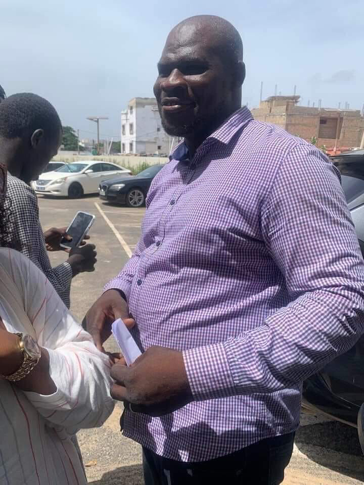 Scandale des homos - Le chroniqueur , Kader Dia, "ami" (e) de Pape Cheikh Diallo, tombe ! (EXCLUSIVITÉ DAKARPOSTE)