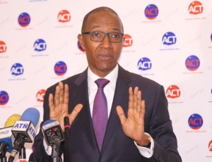 Les précisions d'Abdoul Mbaye sur l'affaire Bictogo: "Le contrat de concession avec l'Etat du Sénégal a été signé sans mon approbation" Les précisions d'Abdoul Mbaye sur l'affaire Bictogo: "Le contrat de concession avec l'Etat du Sénégal a été signé sans mon approbation"