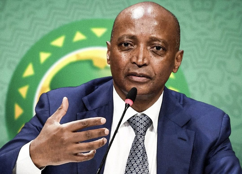 Crise à la CAF : MOTSEPE annonce une visite au Sénégal Crise à la CAF : MOTSEPE annonce une visite au Sénégal