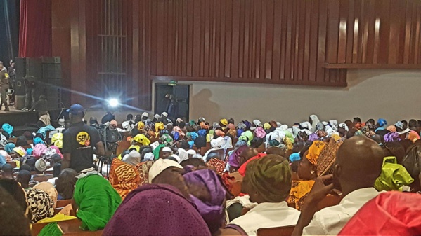 Quelques images de la cérémonie de lancement du mouvement MACKY MOO GNOU DOOY/HORIZON 2019 Quelques images de la cérémonie de lancement du mouvement MACKY MOO GNOU DOOY/HORIZON 2019