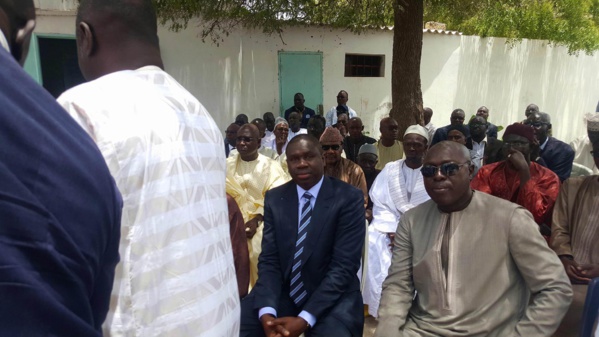 Suite des images de la levée du corps de la maman de Me Madické Niang à la morgue de l'hôpital Fann Suite des images de la levée du corps de la maman de Me Madické Niang à la morgue de l'hôpital Fann