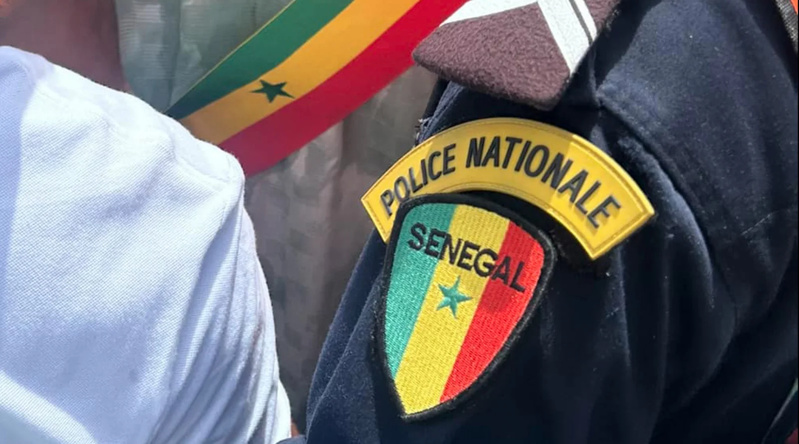 Accident mortel impliquant un car "Ndiaga Ndiaye" et une moto- Un policier décédé, son collègue blessé ! Accident mortel impliquant un car "Ndiaga Ndiaye" et une moto- Un policier décédé, son collègue blessé !