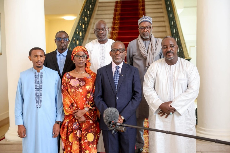  Le Pr Diomaye Faye reçoit une délégation du Parti démocratique sénégalais (PDS)