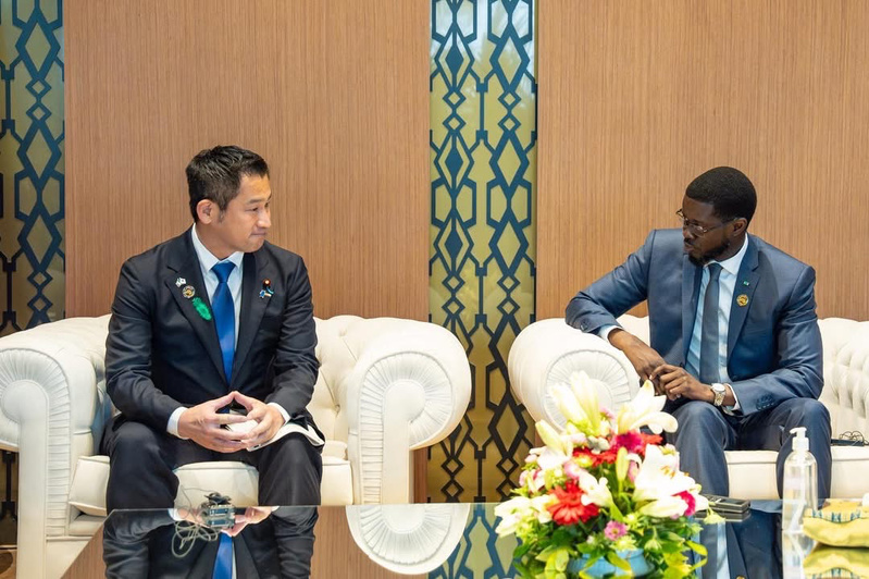 La France boude le forum de Dakar, le Japon se place La France boude le forum de Dakar, le Japon se place